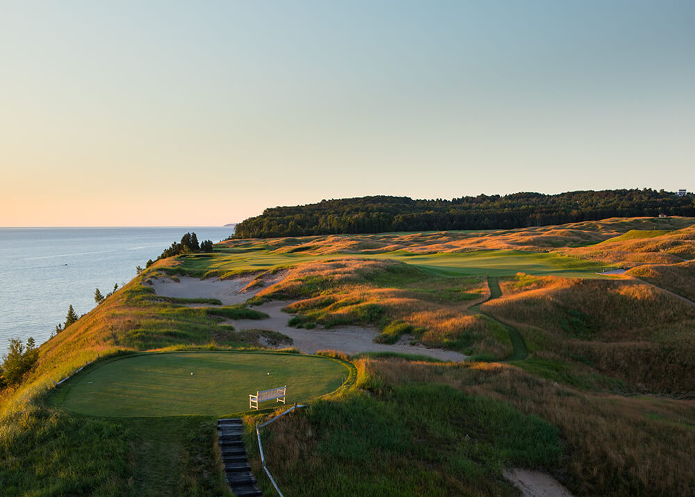 public private golf