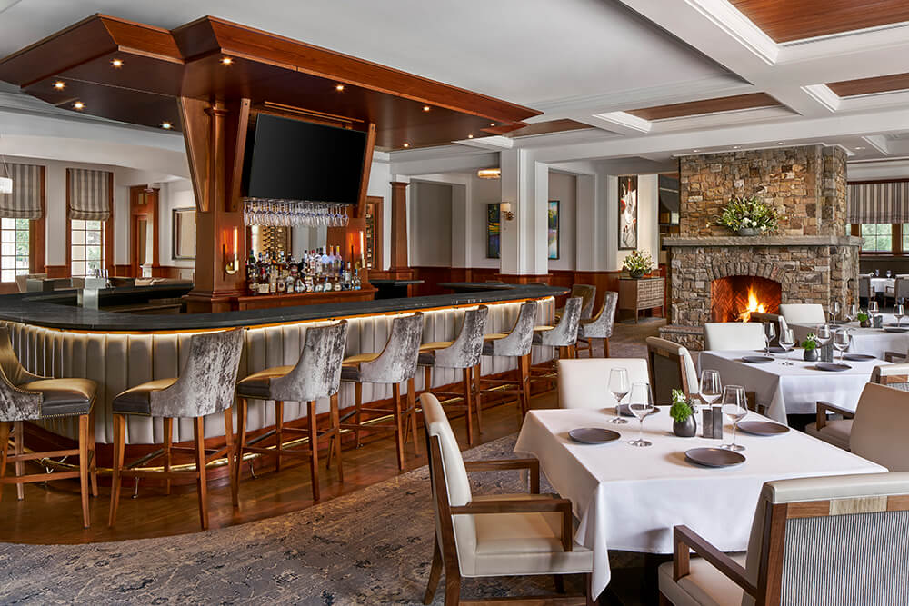 golf restaurants