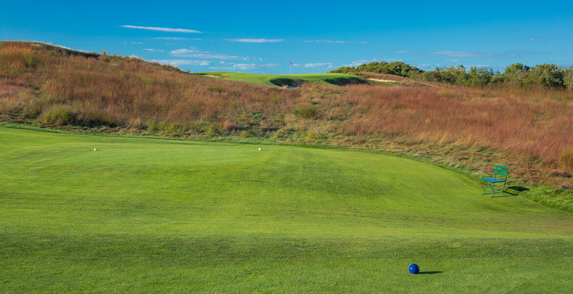 uphill golf