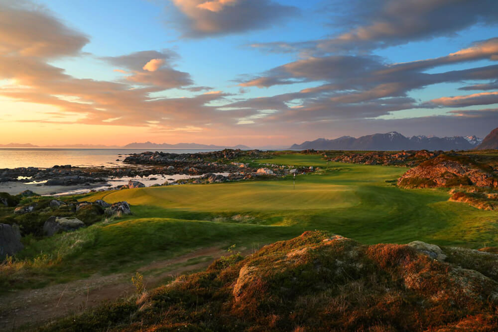 Lofoten Links